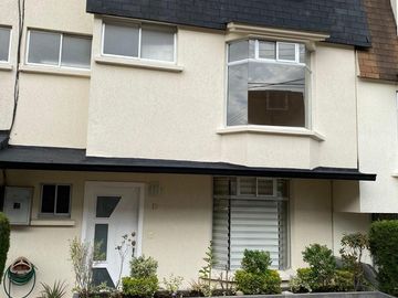 🏡 ¡Se vende hermosa casa en Conjunto Jardines de Carcelén! 🏡