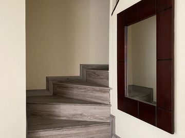 🏡 ¡Se vende hermosa casa en Conjunto Jardines de Carcelén! 🏡
