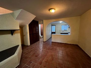 SE VENDE CASA EN EL PUEBLITO CAMPESTRE, LEON GUANAJUATO, ZONA NORTE.