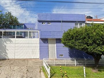 Casa en Venta. Pinar de la Calma, Zapopan, Jalisco. Remate Hipotecario.