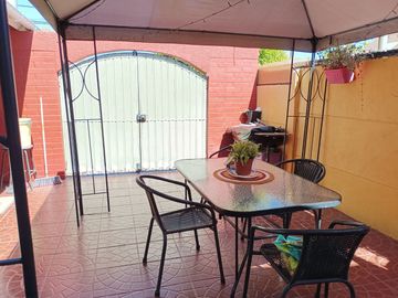 Maravillosa Casa en Venta en los pinos