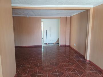 Venta de gran Casa en Villa alemana