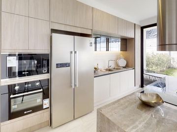 APROVECHA LA OPORTUNIDAD DE OBTENER UNA LINDA CASA EN CUMBAYA DE 298,34M2