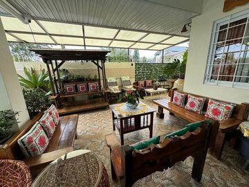 FOR SALE: TAGAYTAY HOUSE & LOT