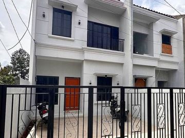 [JALAN 2 MOBIL] Rumah Munjul, Cipayung, SIAP HUNI di Jaktim, Kota Jakarta Timur (ARR159) Jual Dijual