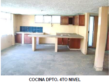 TERRENO COMERCIAL LA UTE CON CONSTRUCCION DE 4 PISOS, CALLE ULLOA Y RUMIPAMBA🍀.