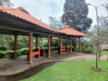 Casa aterrazada en venta Autopísta General Rumiñahui Puente 2