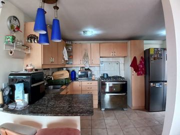 Casa aterrazada en venta Autopísta General Rumiñahui Puente 2
