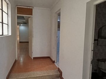Se Vende Local Comercial En Surquillo