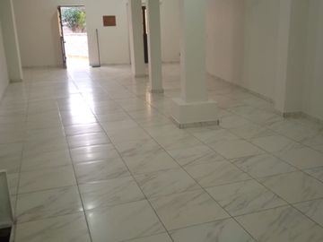 CASA EN VENTA CON LOCAL COMERCIAL EN CENTRO HISTORICO DE ZACATECAS