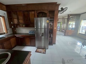 Single house, Baan Boon Nimit Village, good atmosphere, shady, near many main roads, near Big C Suwinthawong and Fashion Island.