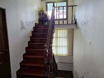 Single house, Baan Boon Nimit Village, good atmosphere, shady, near many main roads, near Big C Suwinthawong and Fashion Island.