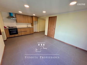 Remodelada casa en tradicional sector Talcahuano