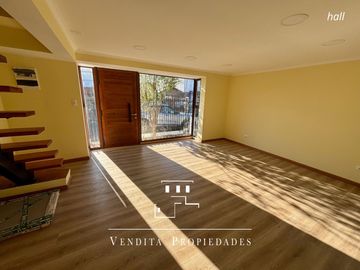 Remodelada casa en tradicional sector Talcahuano