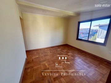 Remodelada casa en tradicional sector Talcahuano
