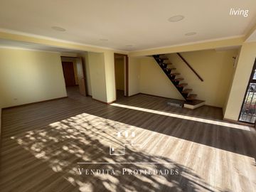 Remodelada casa en tradicional sector Talcahuano