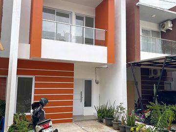 [JALAN 2 MOBIL] Rumah Jatikramat Jatiasih Dekat Stasiun LRT Cikunir Kota Bekasi (ARR165) Jual Dijual