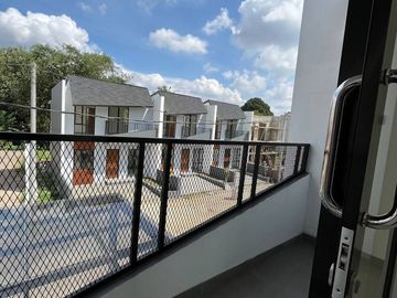 Rumah Hegarmanah Gunungbatu, Baru 2 LANTAI Mewah Murah Minimalis Gunung Batu Bogor Barat Jual Dijual