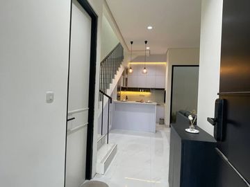 Rumah Tarum Cirendeu, Baru Mewah Murah New, Ciputat Timur Tangsel Kota Tangerang Selatan Jual Dijual