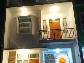 Rumah Batuceper Kota Tangerang, Baru 2 LANTAI, Mewah Harga Murah New Minimalis Strategis Jual Dijual