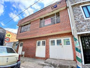 CASA EN VENTA SECCTOR MOLINOS DEL SUR RAFAEL URIBE URIBE  BOGOTA
