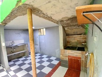 CASA EN VENTA SECCTOR MOLINOS DEL SUR RAFAEL URIBE URIBE  BOGOTA