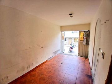 CASA EN VENTA SECCTOR MOLINOS DEL SUR RAFAEL URIBE URIBE  BOGOTA