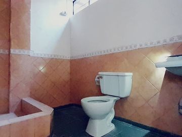 Ocasión Vendo Casa De 3 Niveles Con Departamento Independiente