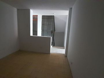 Ocasión Vendo Casa De 3 Niveles Con Departamento Independiente