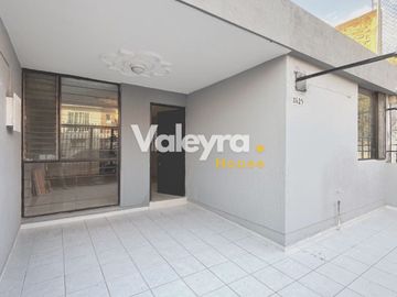 CASA EN VENTA A UNA CUADRA DE AVENIDA REVOLUCIÓN