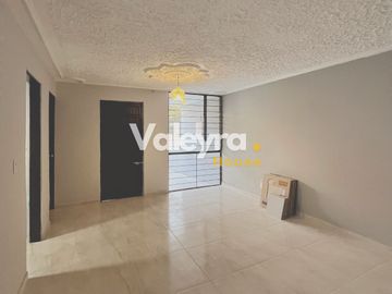 CASA EN VENTA A UNA CUADRA DE AVENIDA REVOLUCIÓN