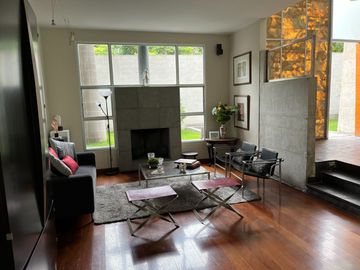 Oportunidad única: Venta moderna Casa en el mejor condominio de La Molina