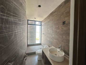 Departamento Penthouse en Venta, de dos niveles dentro de condominio en Cañadas del Arroyo, Corregidora