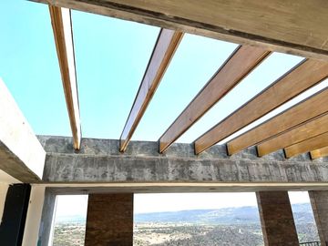 Departamento Penthouse en Venta, de dos niveles dentro de condominio en Cañadas del Arroyo, Corregidora