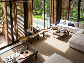 LUJOSA Y EXCLUSIVA VILLA DENTRO DEL DESARROLLO CORASOL, ARQUITECTURA DE SORDO MADALENO