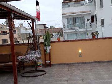 CASA EN EXCELENTE UBICACION A ESPALDAS DE HIRAOKA