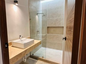 Casa en Venta de 3 habitaciones en Temozon , Mérida