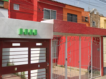 Casa En Venta Col. Jardines Del Nilo, Remate Bancario