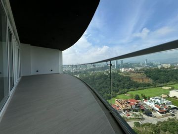 Excelente departamento en venta en IVY Bosque Real