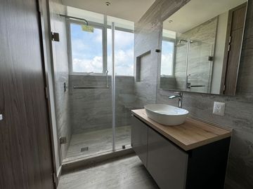 Excelente departamento en venta en IVY Bosque Real