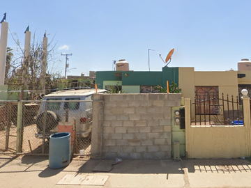 Casa en venta en  Villa del Campo, 22785 Ensenada, B.C
