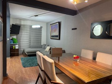 Casa en venta en Querétaro, zona Hacienda La Gloria