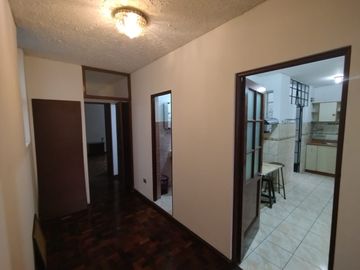 Urb. Barboncito cerca de Av. Arequipa, Ovalo Miraflores y Huaca Pucllana