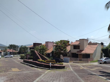 REMATO HERMOSA CASA CON 3 RECAMARAS UBICADA EN EL RESIDENCIAL COUNTRY TEJALPA JIUTEPEC MORELOS APROVECHA