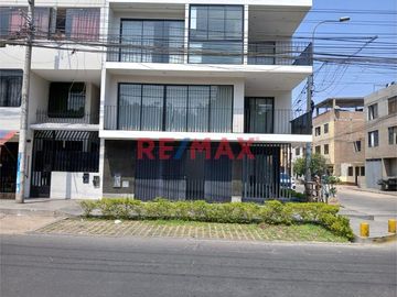 Se Alquila Local Comercial En SJL
