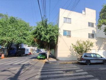 OPORTUNIDAD PARA INVERSIONISTAS. EDIFICIO ANAHÚAC 1 SECC