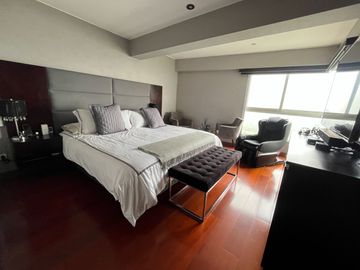Venta Dpto. de lujo con vista panorámica al Golf Los Inkas – Terraza, cava y 3 dorms. con baño propio