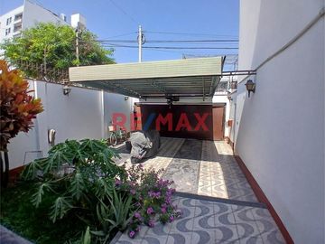 Se Vende Hermosa Casa De 2 Pisos + Terraza