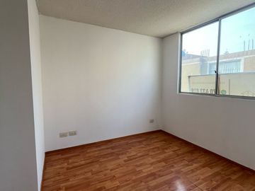 HERMOSA CASA EN VENTA - CASAS DEL VALLE