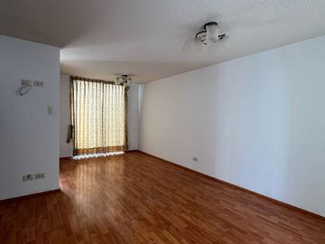HERMOSA CASA EN VENTA - CASAS DEL VALLE